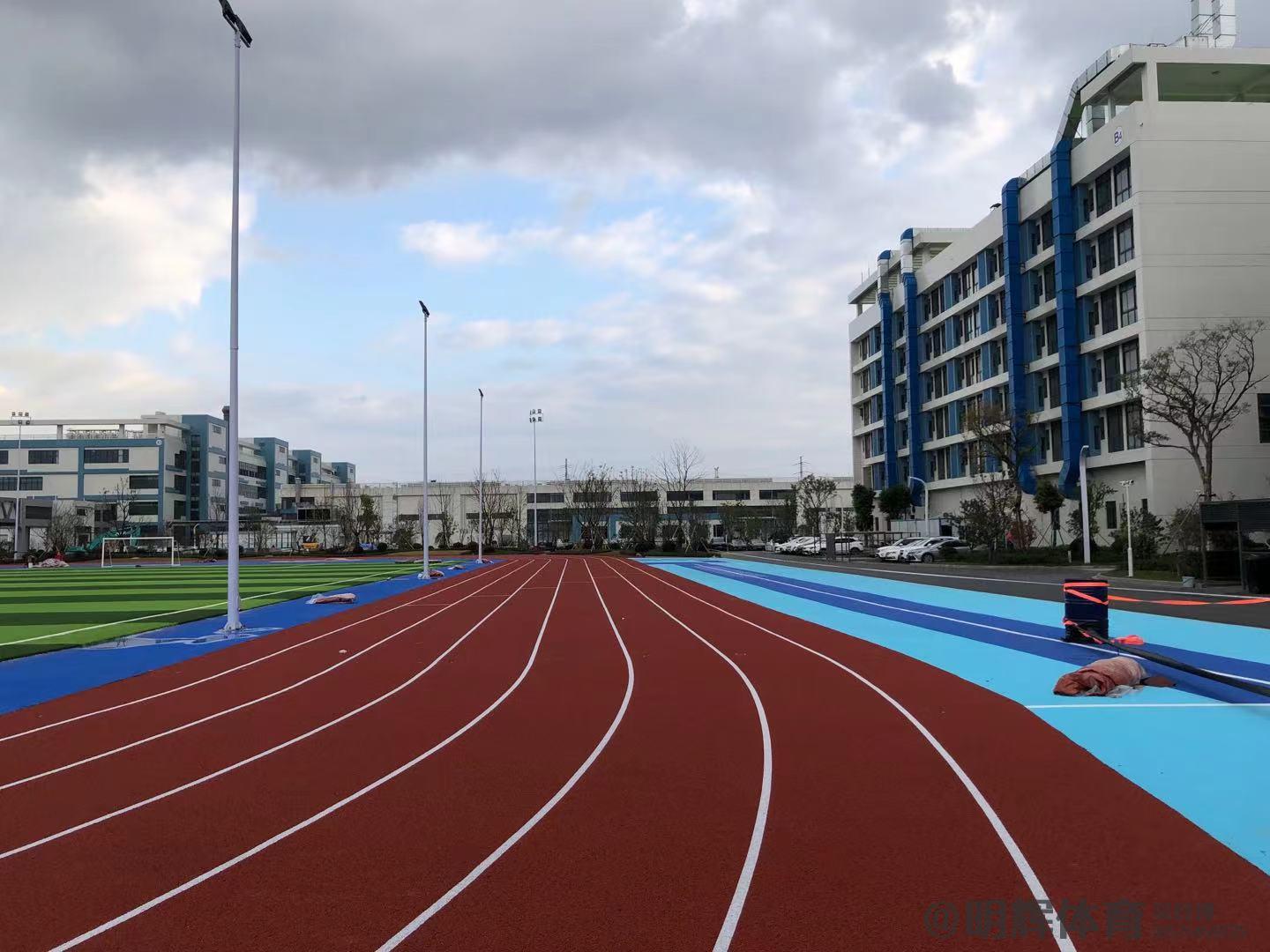 乌鲁木齐透气型塑胶跑道的价格是多少